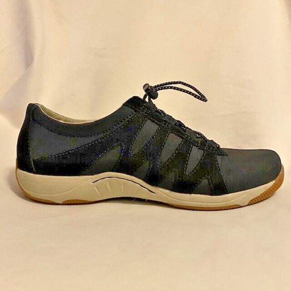 Dansko Womens Size 7.5 Harlie Black Suede Comfort Sneaker Bungee Lace Shoes - Picture 3 of 6